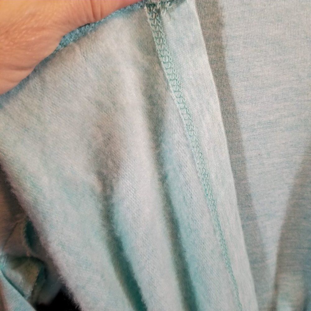 Z by Zobha Super Cozy and Soft Blue V Neck Tee Size XL/EG - Picture 3 of 6